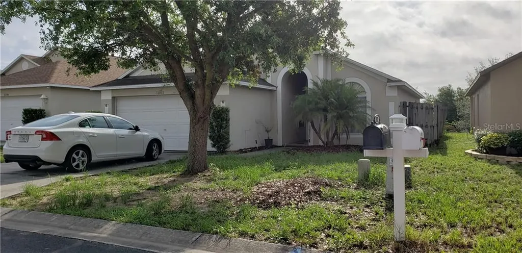 1302 Belvoir Drive Davenport FL 33837