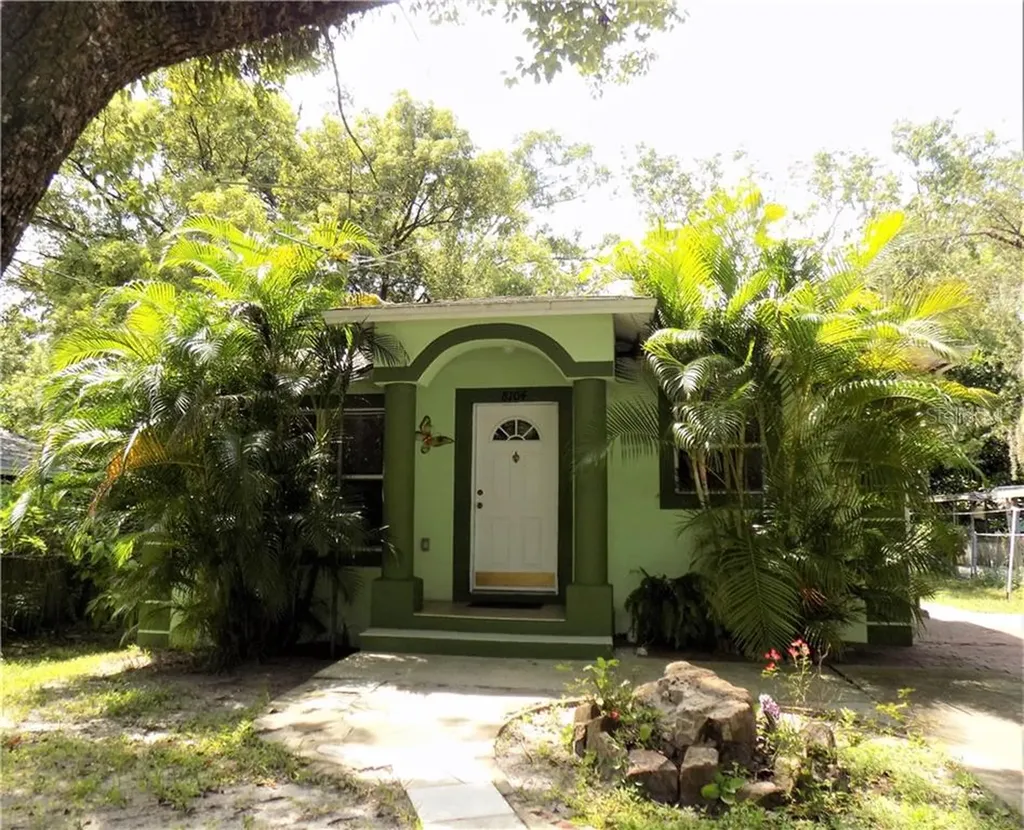 8104 N Klondyke Street Tampa FL 33604
