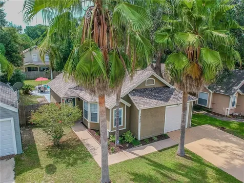 1882 Snapdragon Court Apopka FL 32703