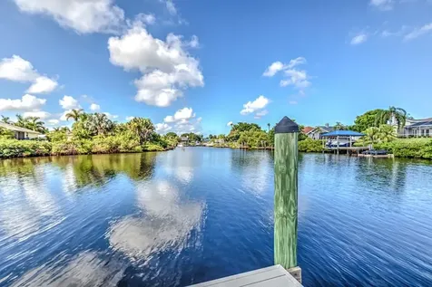 1418 Beach Club Lane Apollo Beach FL 33572
