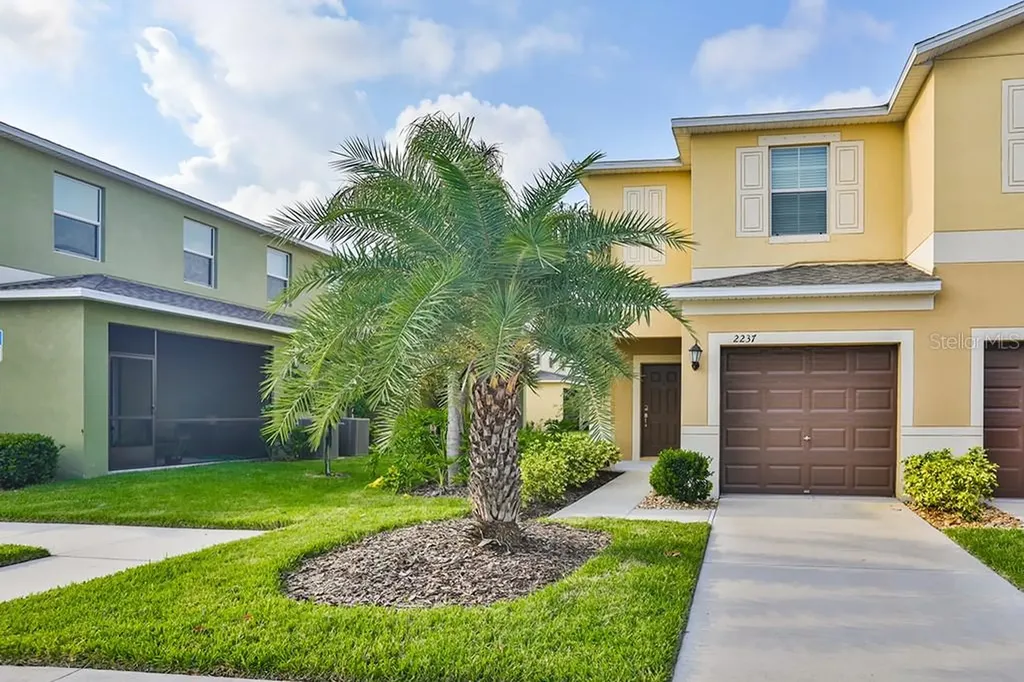 2237 Golden Falcon Drive Ruskin FL 33570