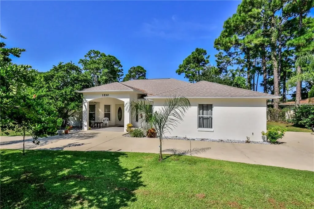 1530 Victory Palm Drive Edgewater FL 32132