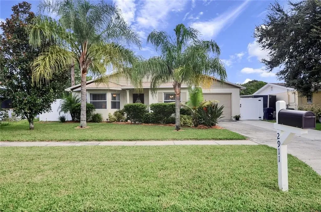 2911 W Paxton Avenue Tampa FL 33611