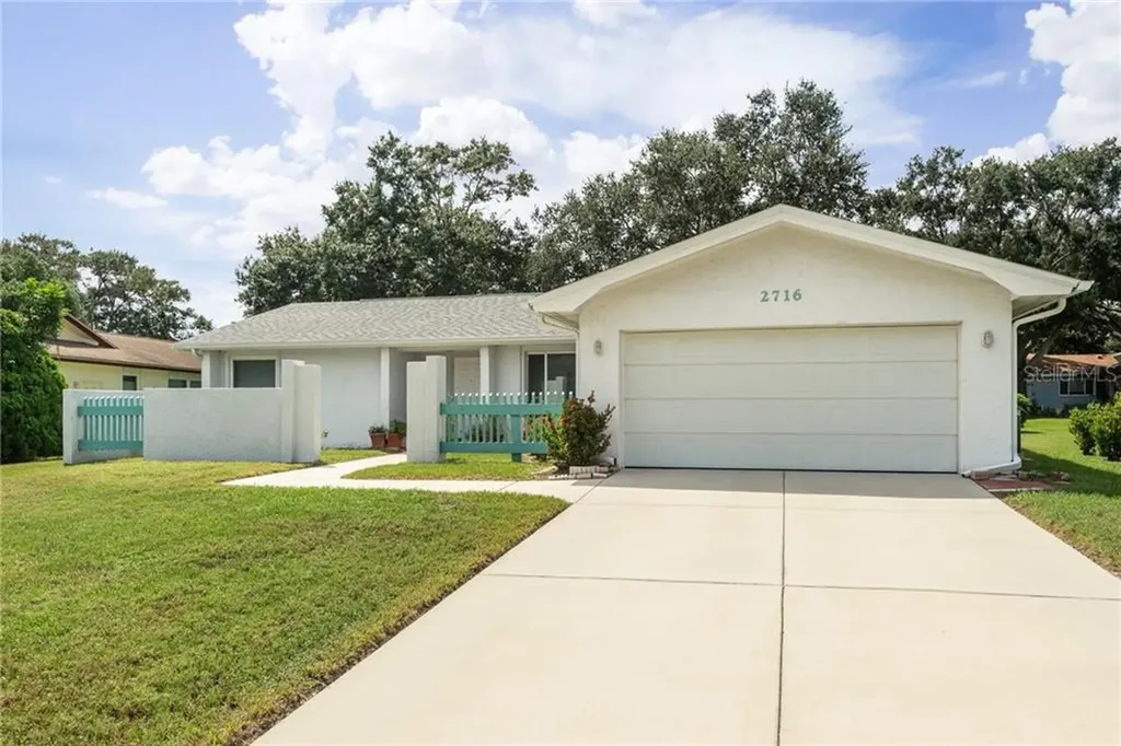 2716 Woodview Court Clearwater FL 33761