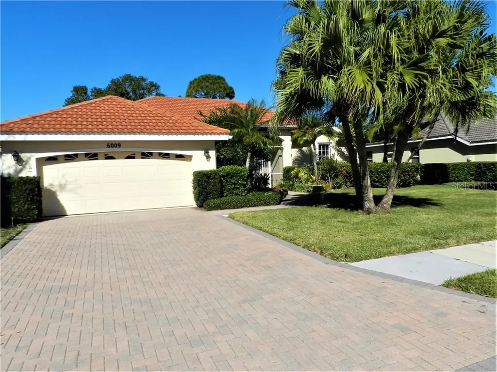 6009 Winchester Place Sarasota FL 34243