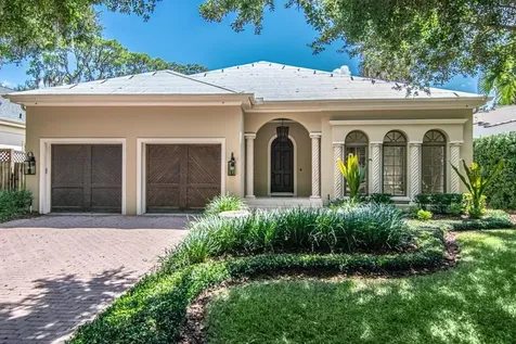 4520 W Woodmere Road Tampa FL 33609