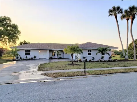 7316 Curtiss Avenue Sarasota FL 34231