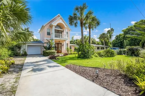 420 Sapphire Drive Sarasota FL 34234