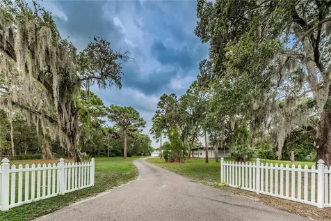 9050 102nd Avenue Seminole FL 33777