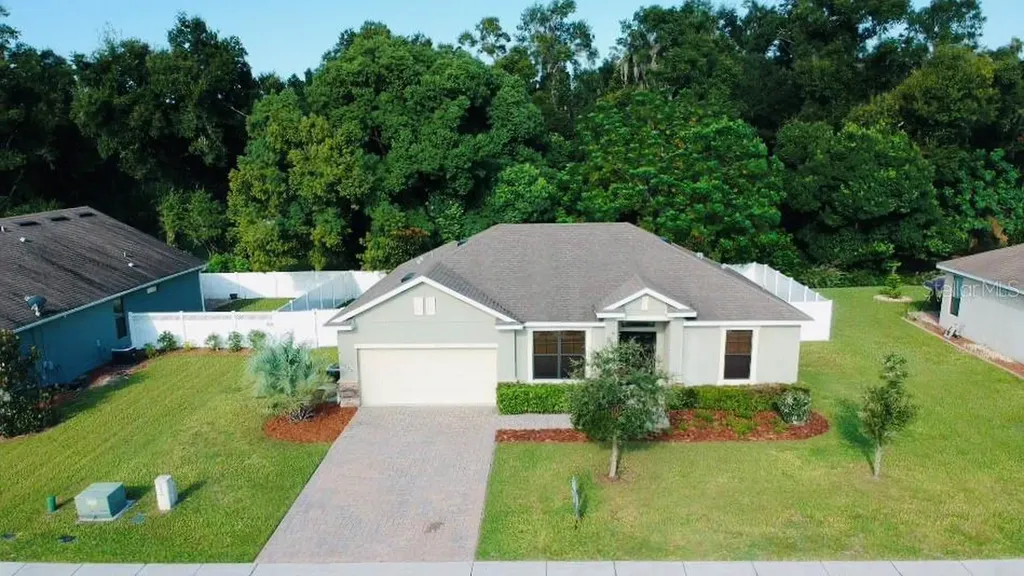 1520 Lancashire Way Deland FL 32720