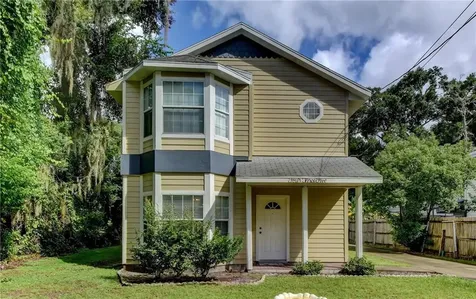 435 W Hogle Avenue Deland FL 32720