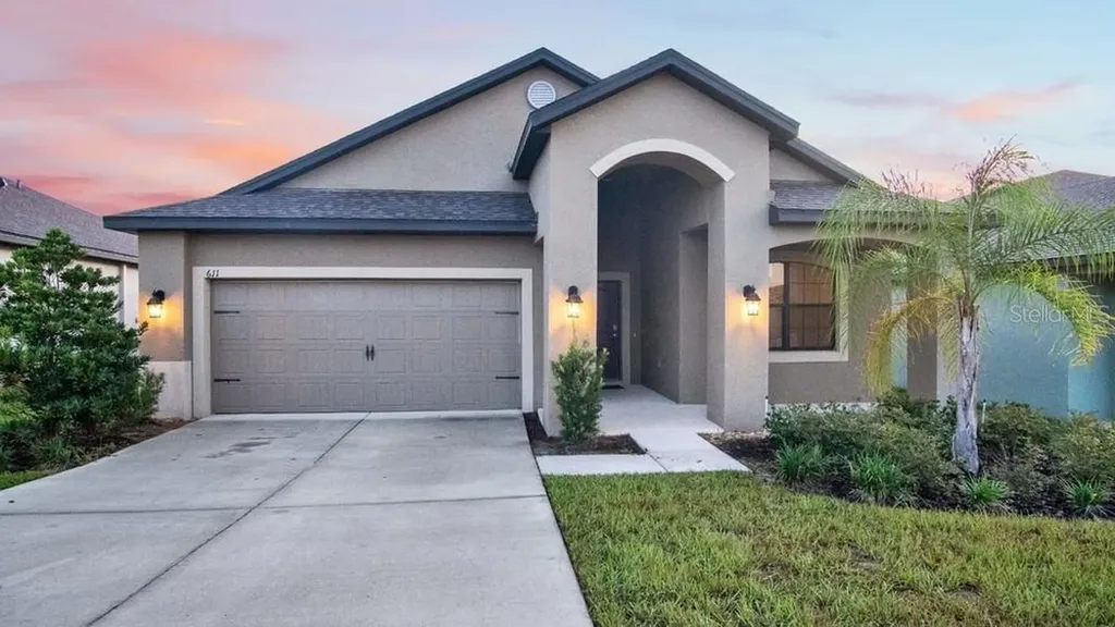 611 Silverthorn Place Groveland FL 34736