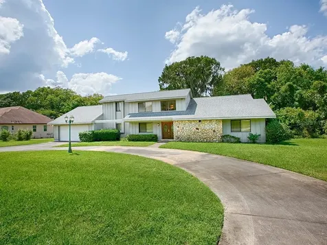 30329 Redtree Drive Leesburg FL 34748