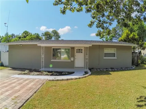 4238 8th Avenue N St Petersburg FL 33713