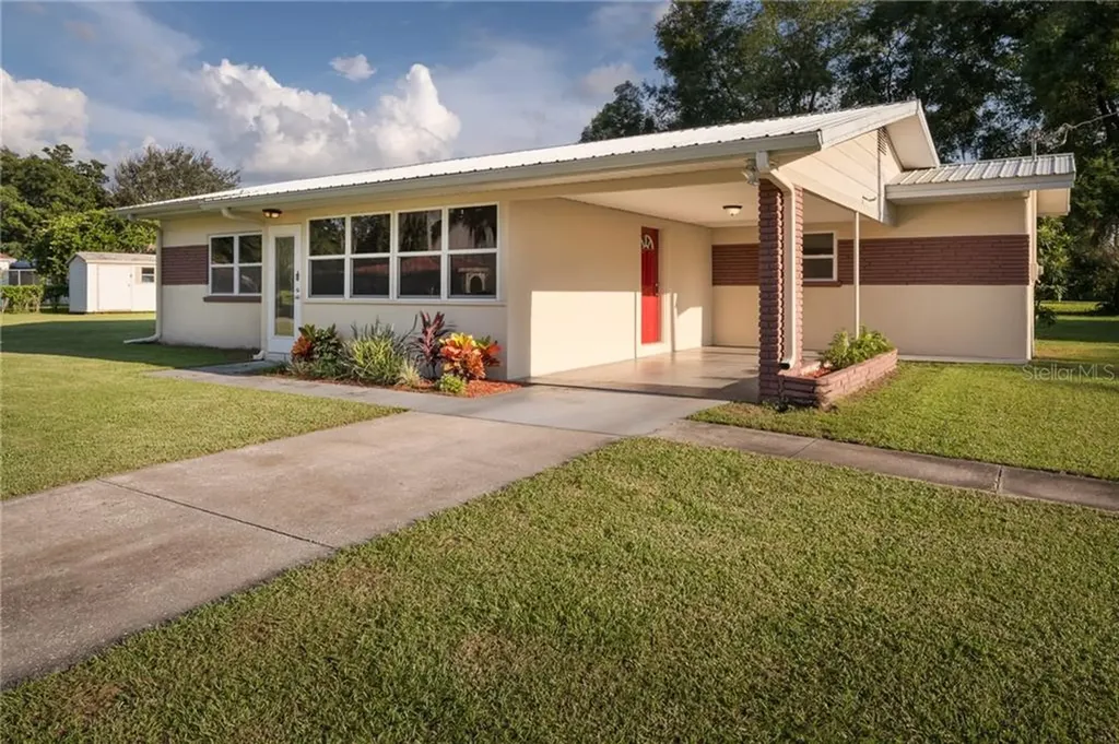 37510 Robinson Avenue Dade City FL 33523