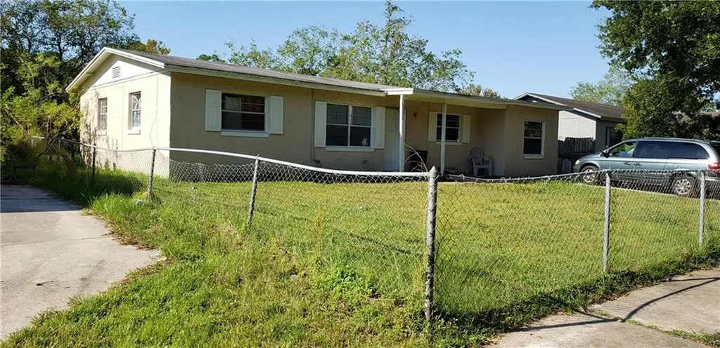 5392 Lily Street Orlando FL 32811
