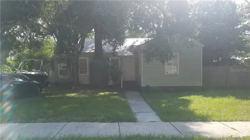 103 S Gunlock Avenue Tampa FL 33609