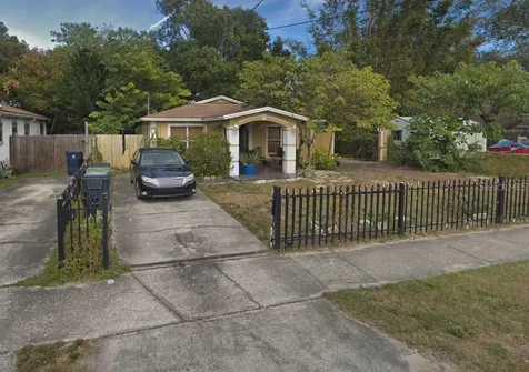 801 W Yukon Street Tampa FL 33604