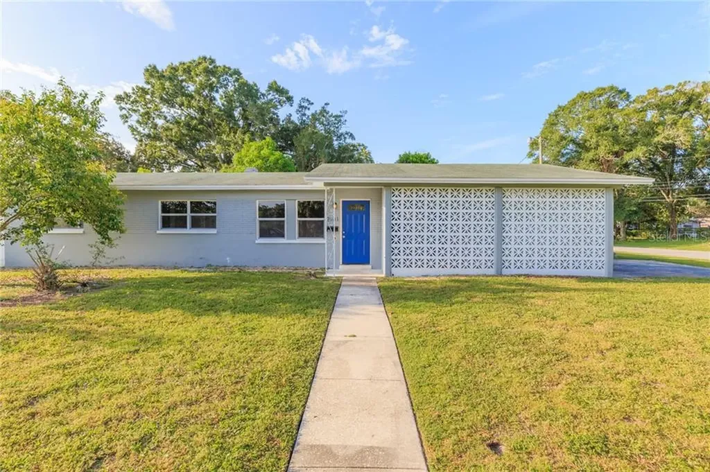 2101 E Chelsea Street Tampa FL 33610