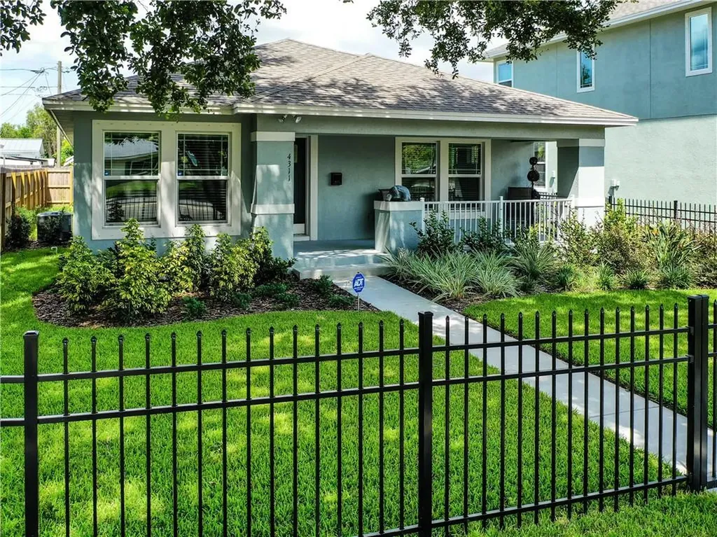 4311 5th Avenue N St Petersburg FL 33713