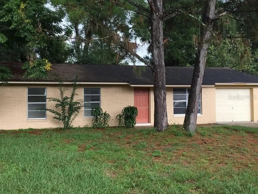 1595 Margaret Street Deland FL 32720