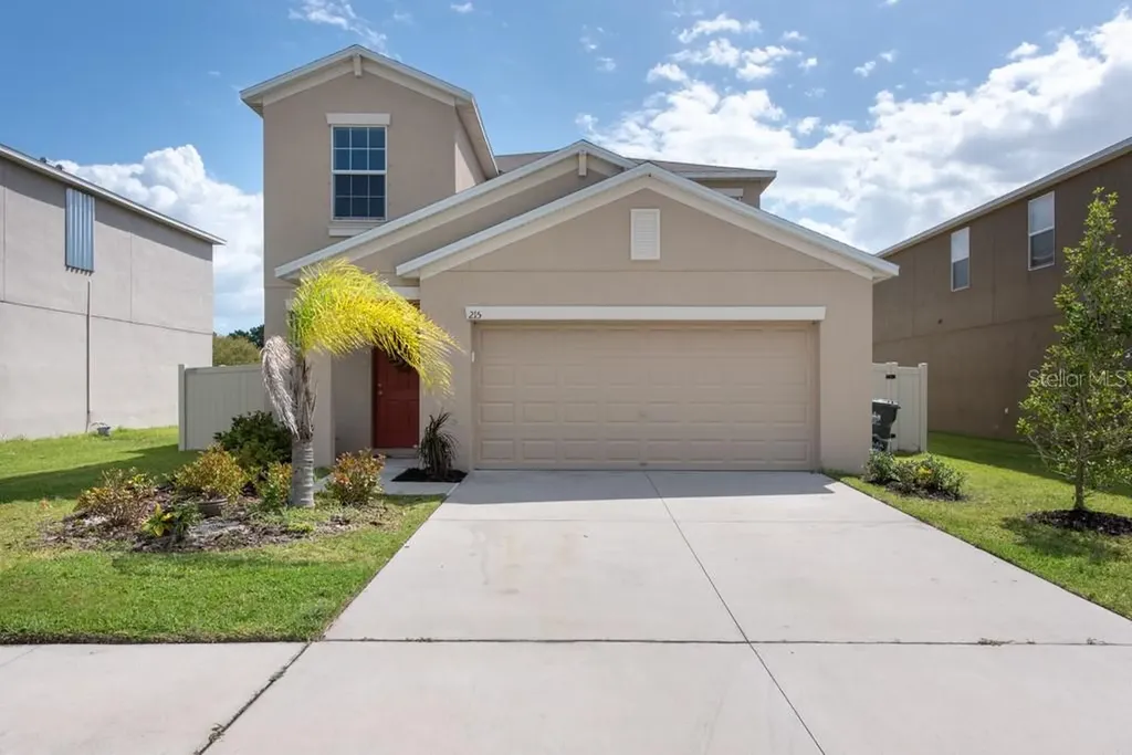 215 Cascade Bend Drive Ruskin FL 33570