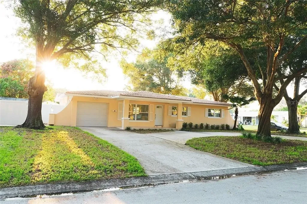 2898 56th Lane N St Petersburg FL 33710