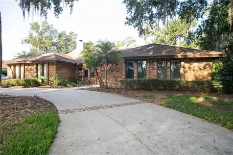 2306 Leeward Cove Kissimmee FL 34746