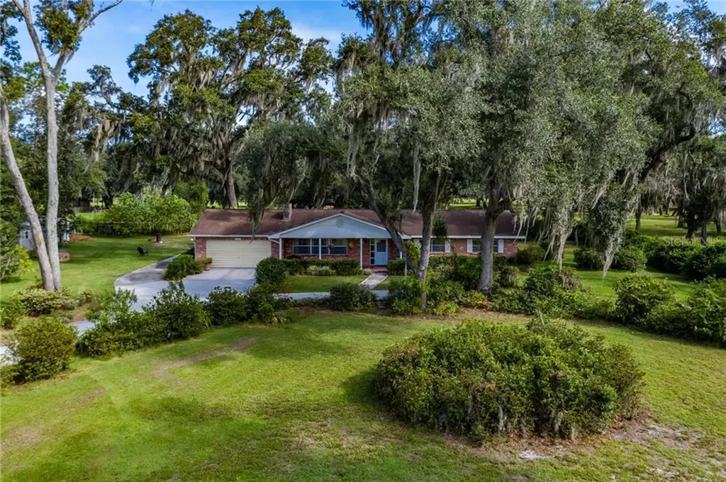 2835 Wiregrass Road Lakeland FL 33810