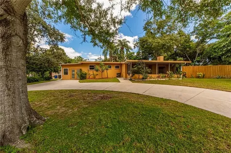 1281 Forrest Hill Drive Clearwater FL 33756