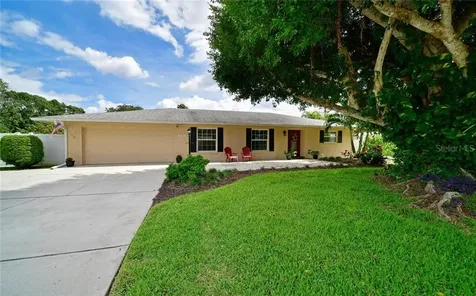2105 47th Street Place W Bradenton FL 34209