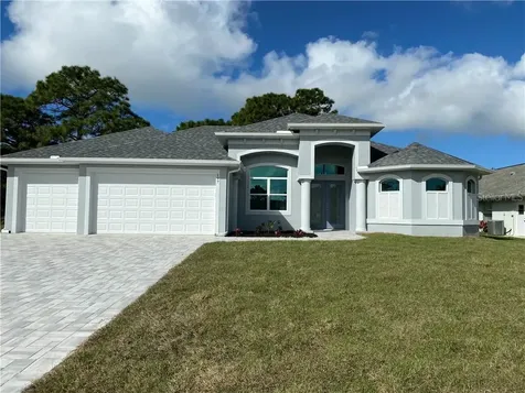 197 Rotonda Boulevard N Rotonda West FL 33947