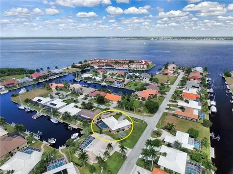 2701 Bay Court Punta Gorda FL 33950