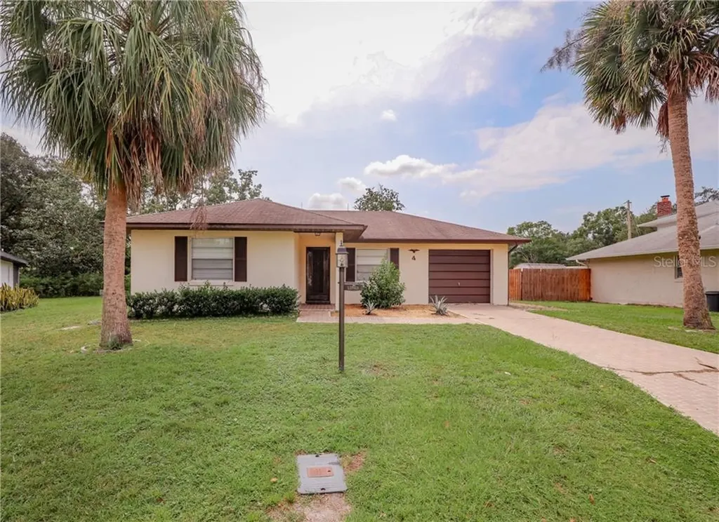 4 Sandalwood Drive Davenport FL 33837