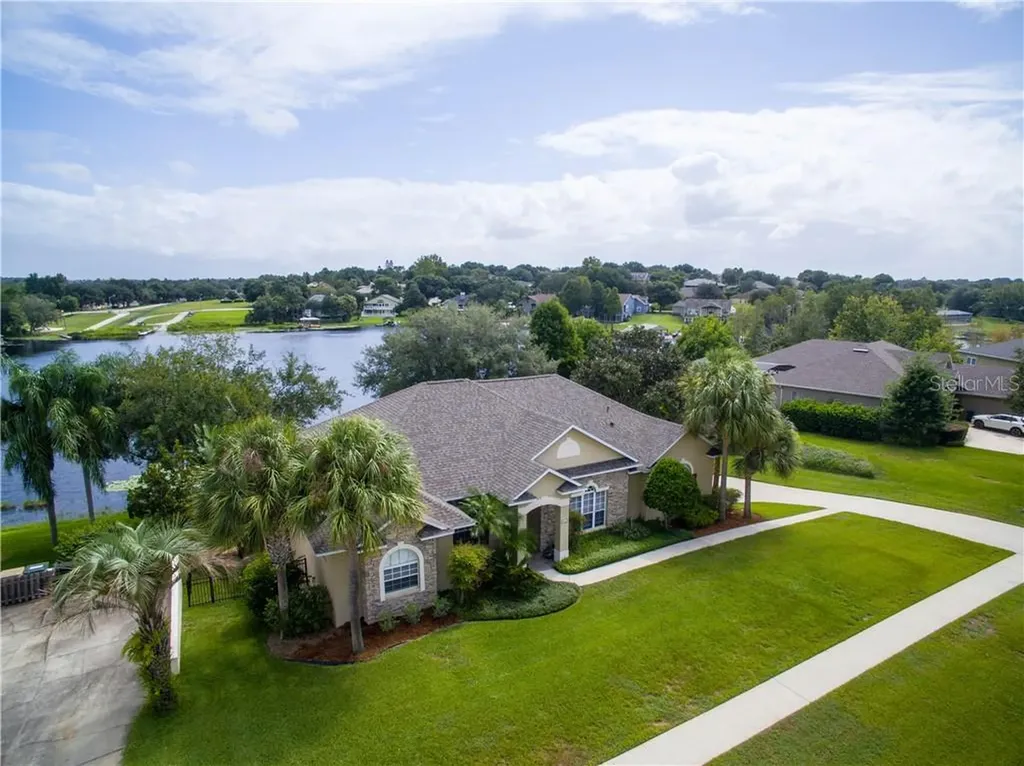 10812 Crescent Lake Court Clermont FL 34711