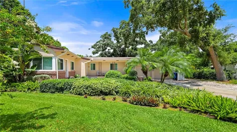 125 59th Avenue S St Petersburg FL 33705