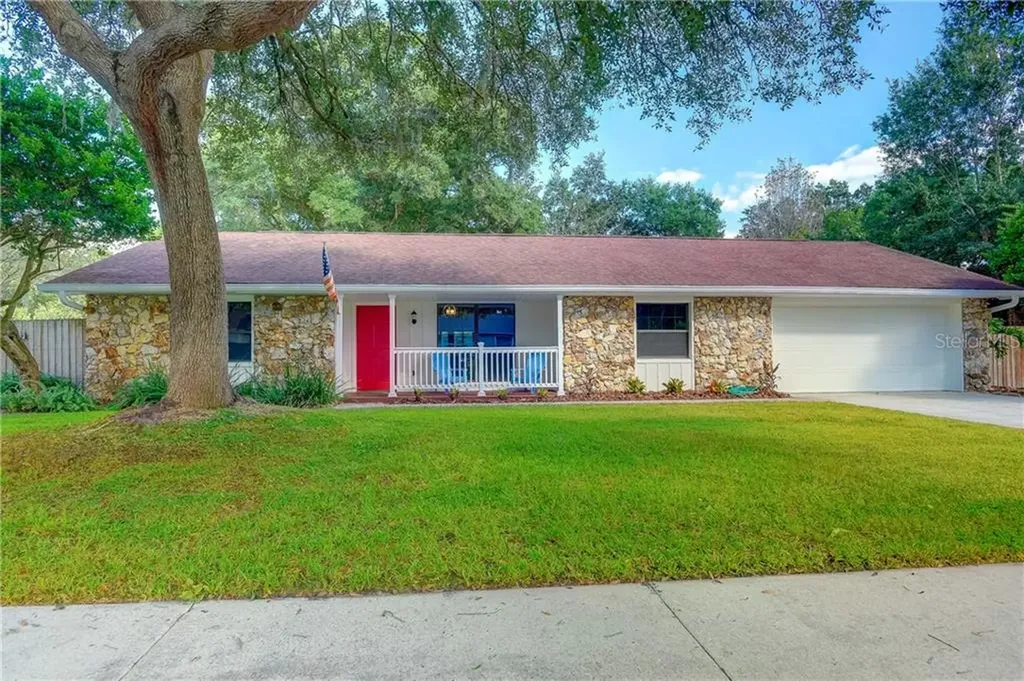 3413 Blowing Oak Street Valrico FL 33596