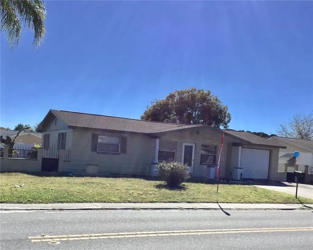 3150 Holiday Lake Drive Holiday FL 34691