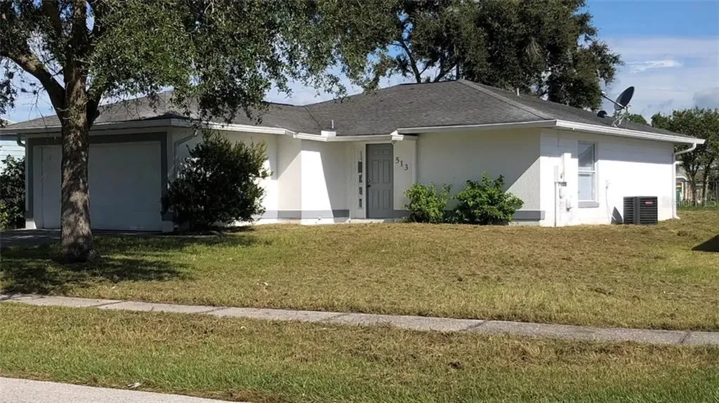 513 Royal Palm Drive Kissimmee FL 34743