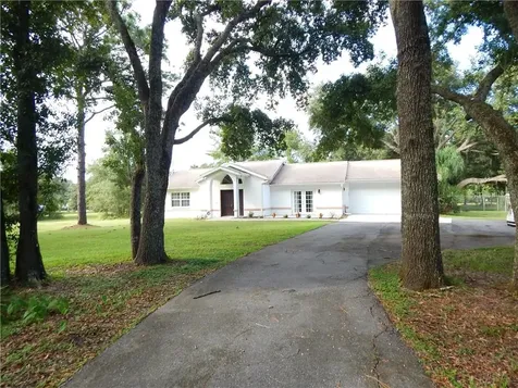 27437 Golden Meadow Drive Wesley Chapel FL 33544
