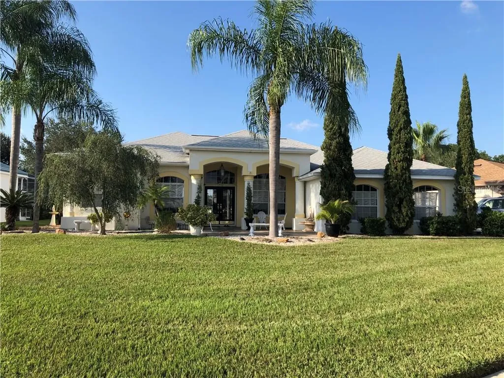 1733 Pembrooke Way Lutz FL 33549
