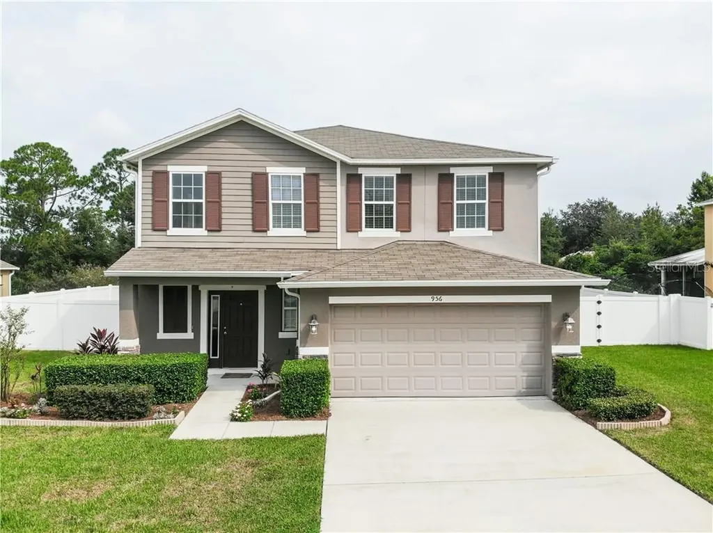 956 Grapewood Street Deltona FL 32725