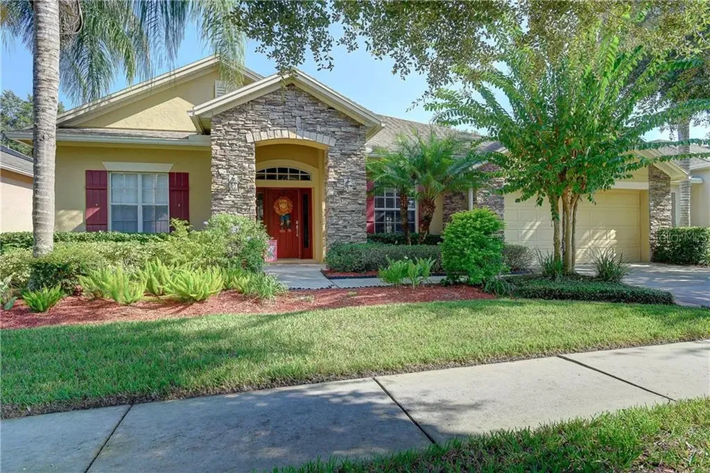 7137 Derwent Glen Circle Land O Lakes FL 34637
