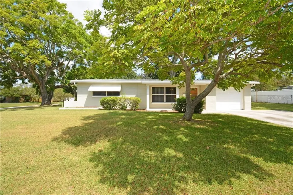 5199 25th Avenue N St Petersburg FL 33710