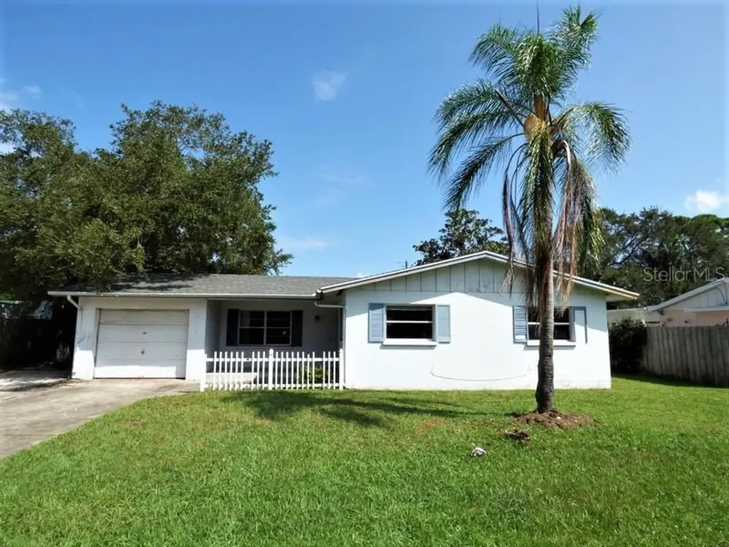 5201 Brookmeade Drive Sarasota FL 34232