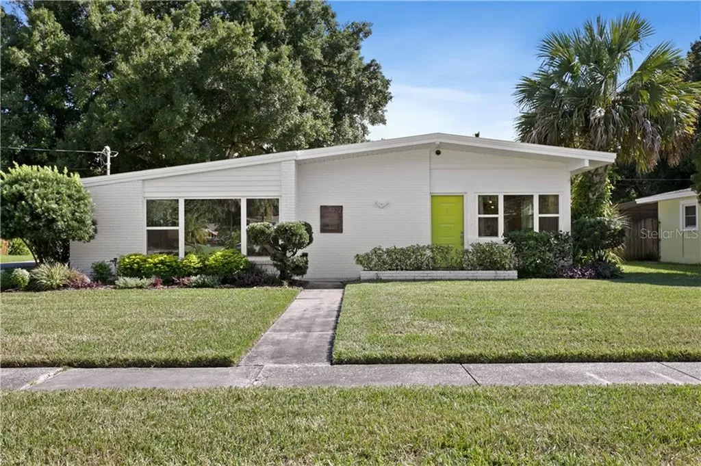 4102 W Wyoming Avenue Tampa FL 33616