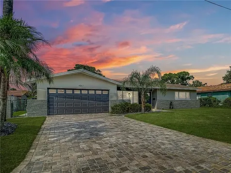 4367 50th Place S St Petersburg FL 33711