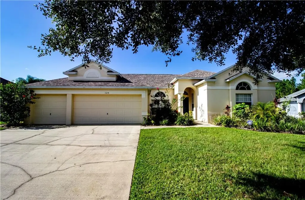 125 Woodpecker Court Davenport FL 33837