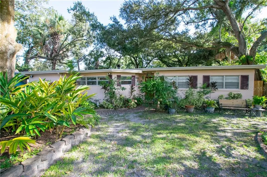 4406 W Leona Street Tampa FL 33629