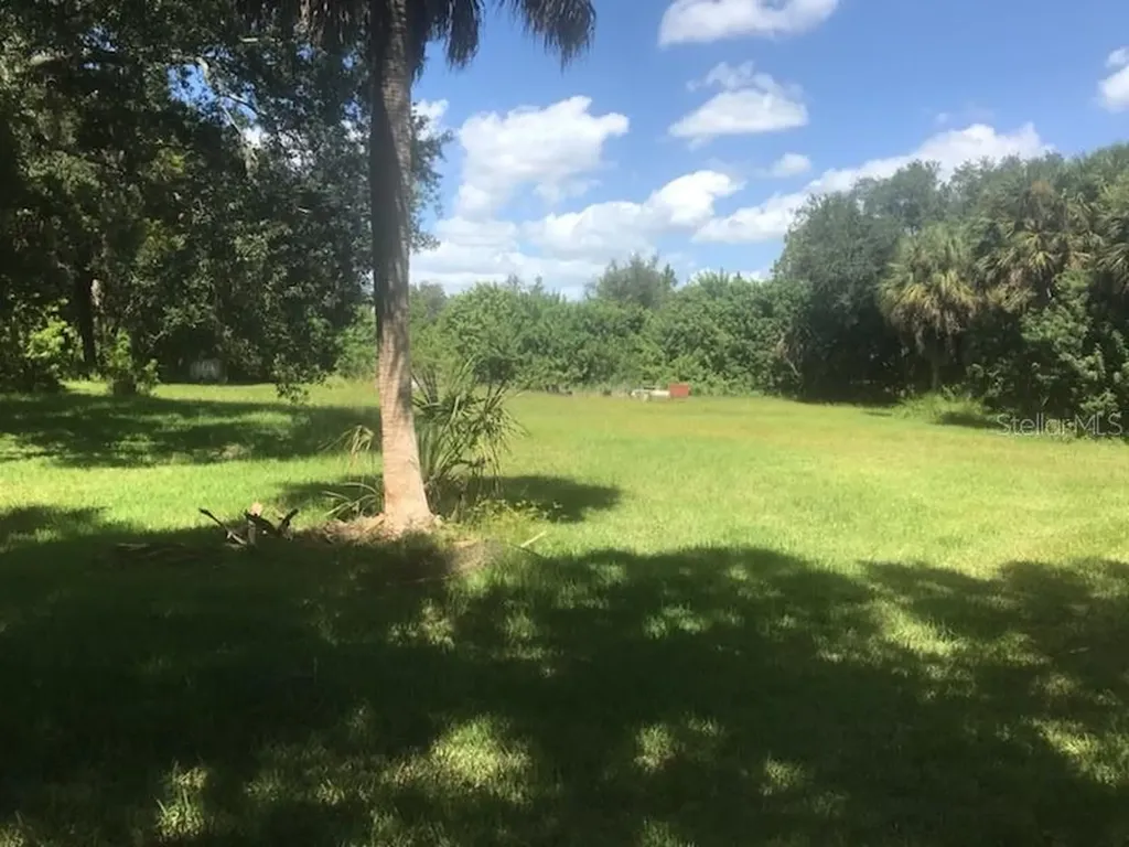 6116 Adamsville Road Gibsonton FL 33534